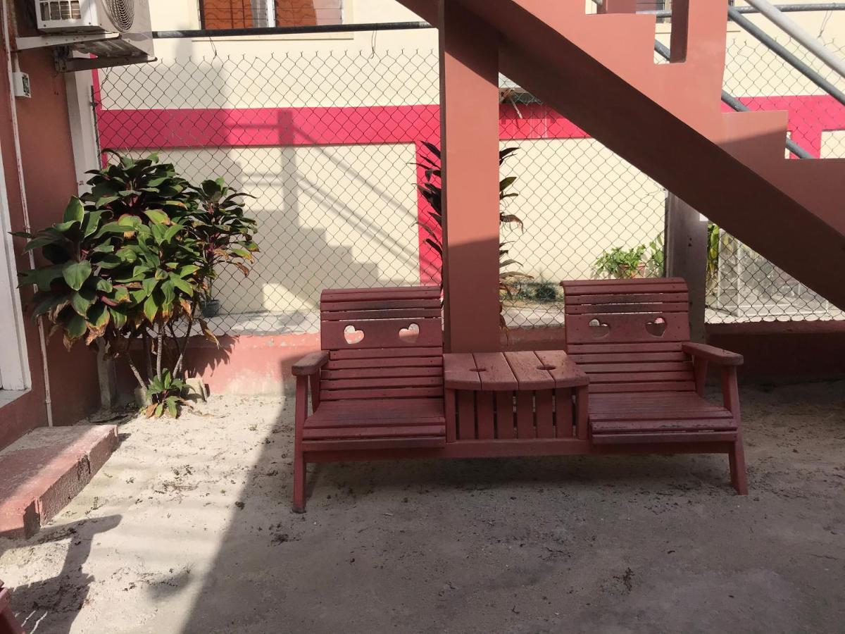 Tropical Paradise Express Caye Caulker Extérieur photo