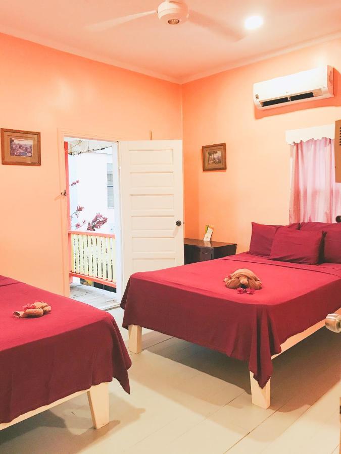 Tropical Paradise Express Caye Caulker Extérieur photo